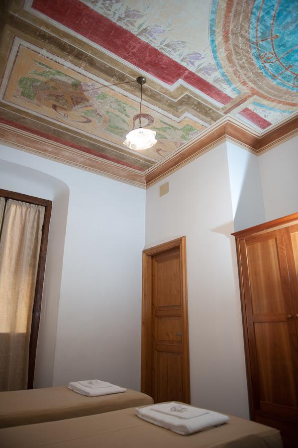 Albergo Vittoria Busalla Eksteriør bilde